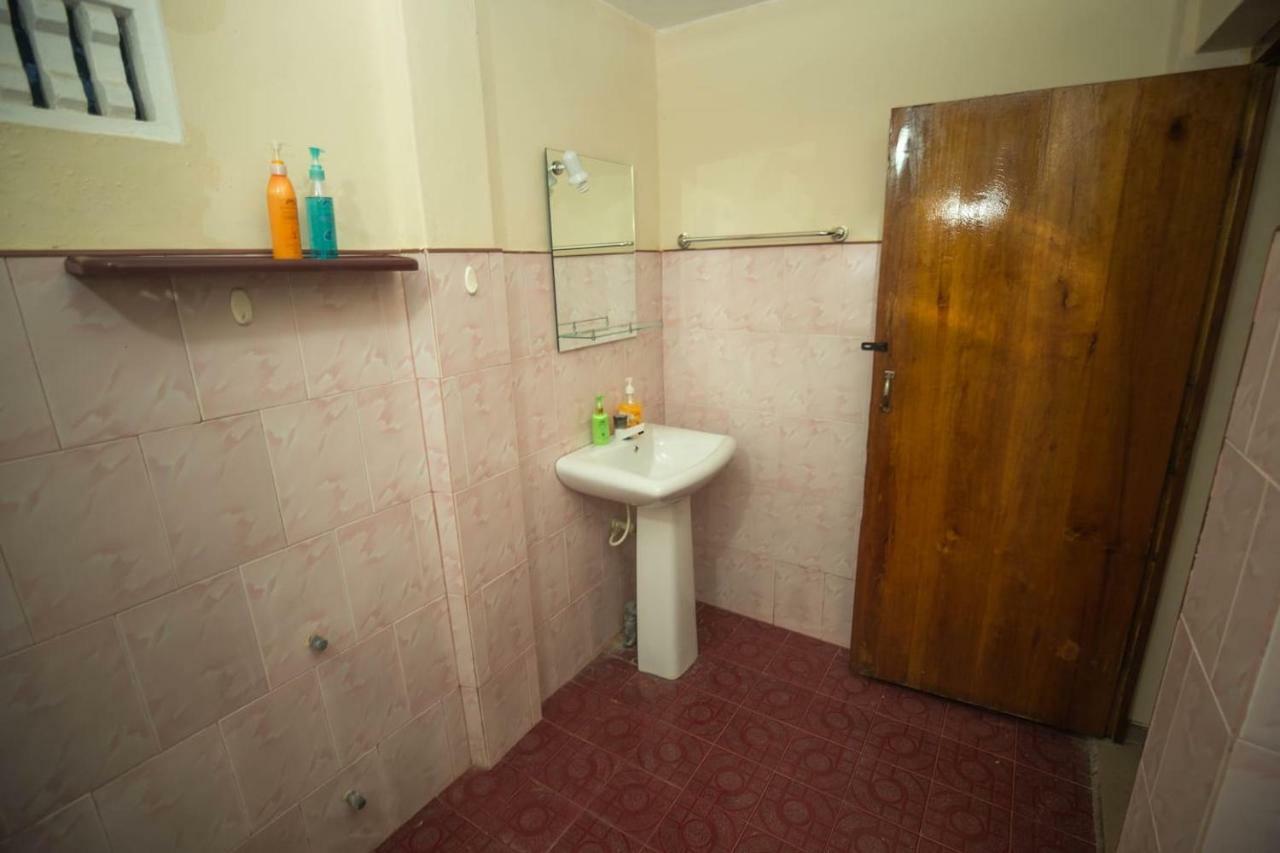 Neverbeen To Lagoon Town Apartman Batticaloa Kültér fotó