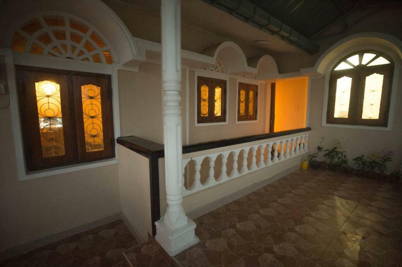 Neverbeen To Lagoon Town Apartman Batticaloa Kültér fotó