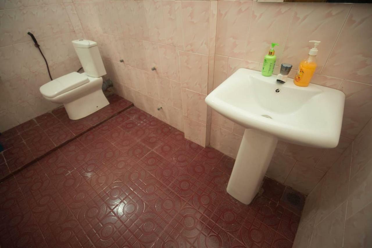 Neverbeen To Lagoon Town Apartman Batticaloa Kültér fotó